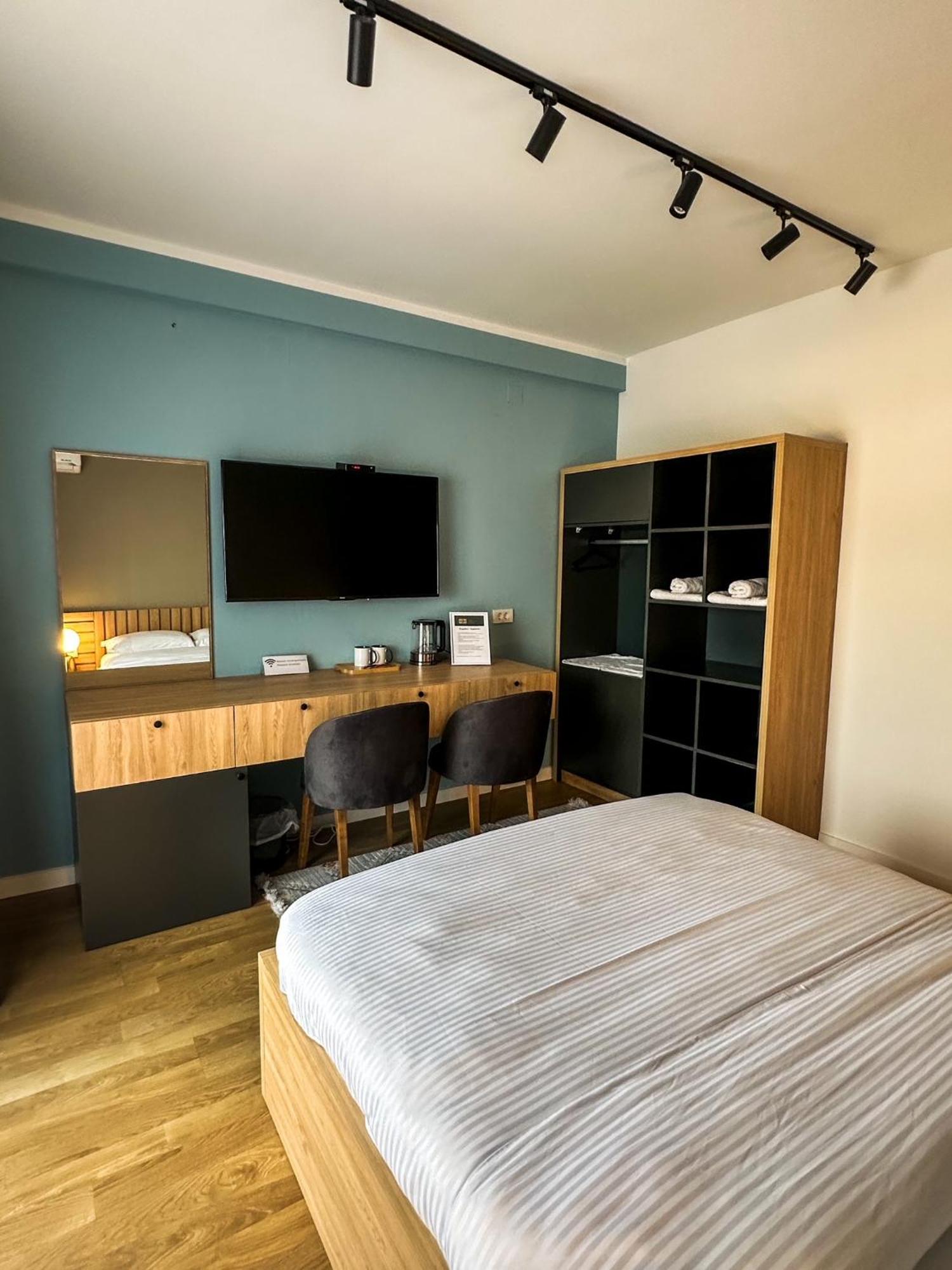 Grand Apartments Prishtina Приштина Екстер'єр фото