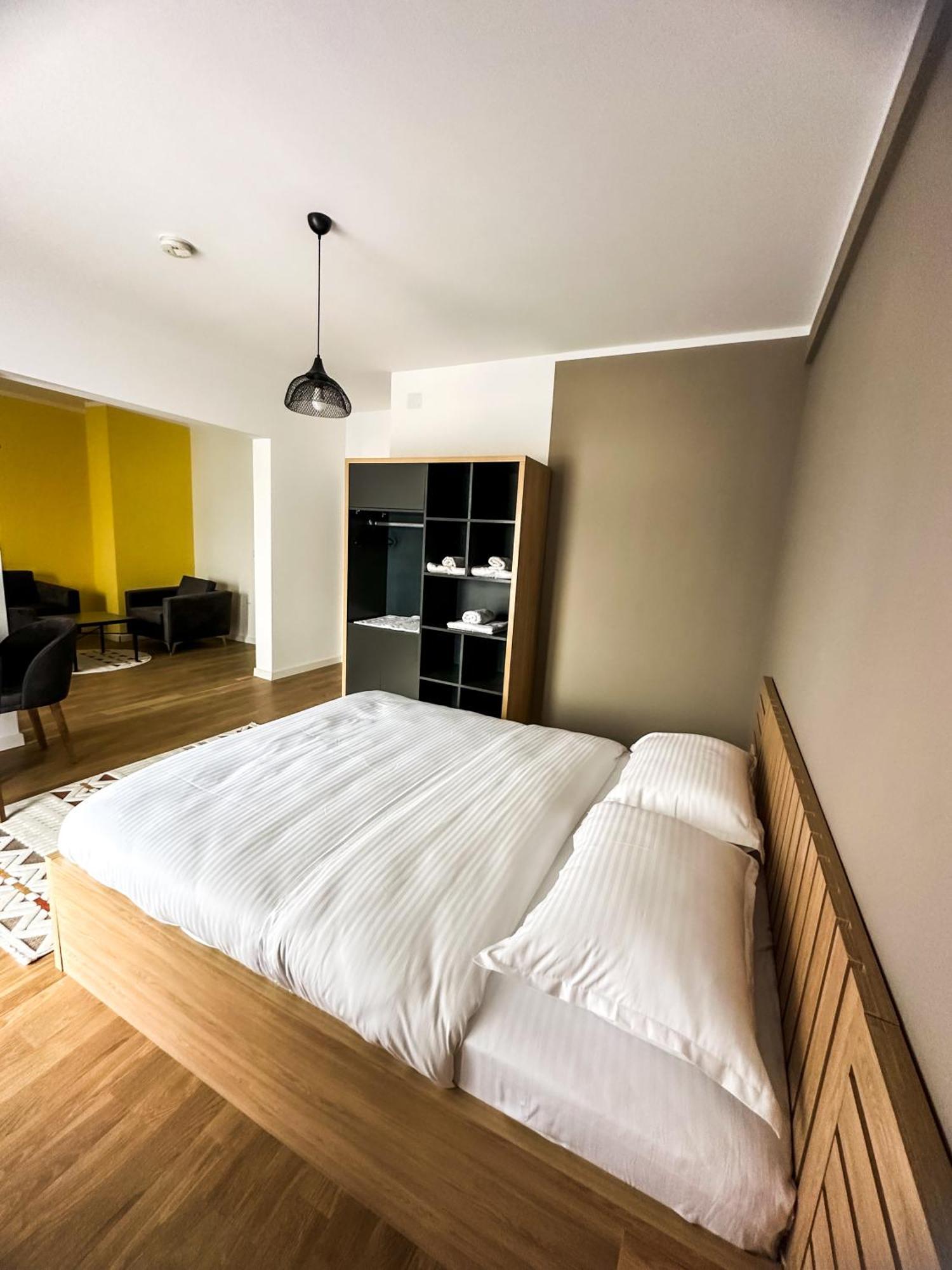 Grand Apartments Prishtina Приштина Екстер'єр фото